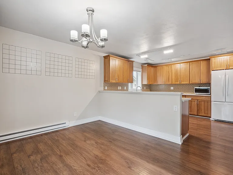2310 Yorkshire Dr — Photo 4