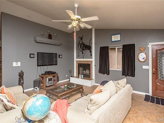 3rd image of 3464 Cypress St