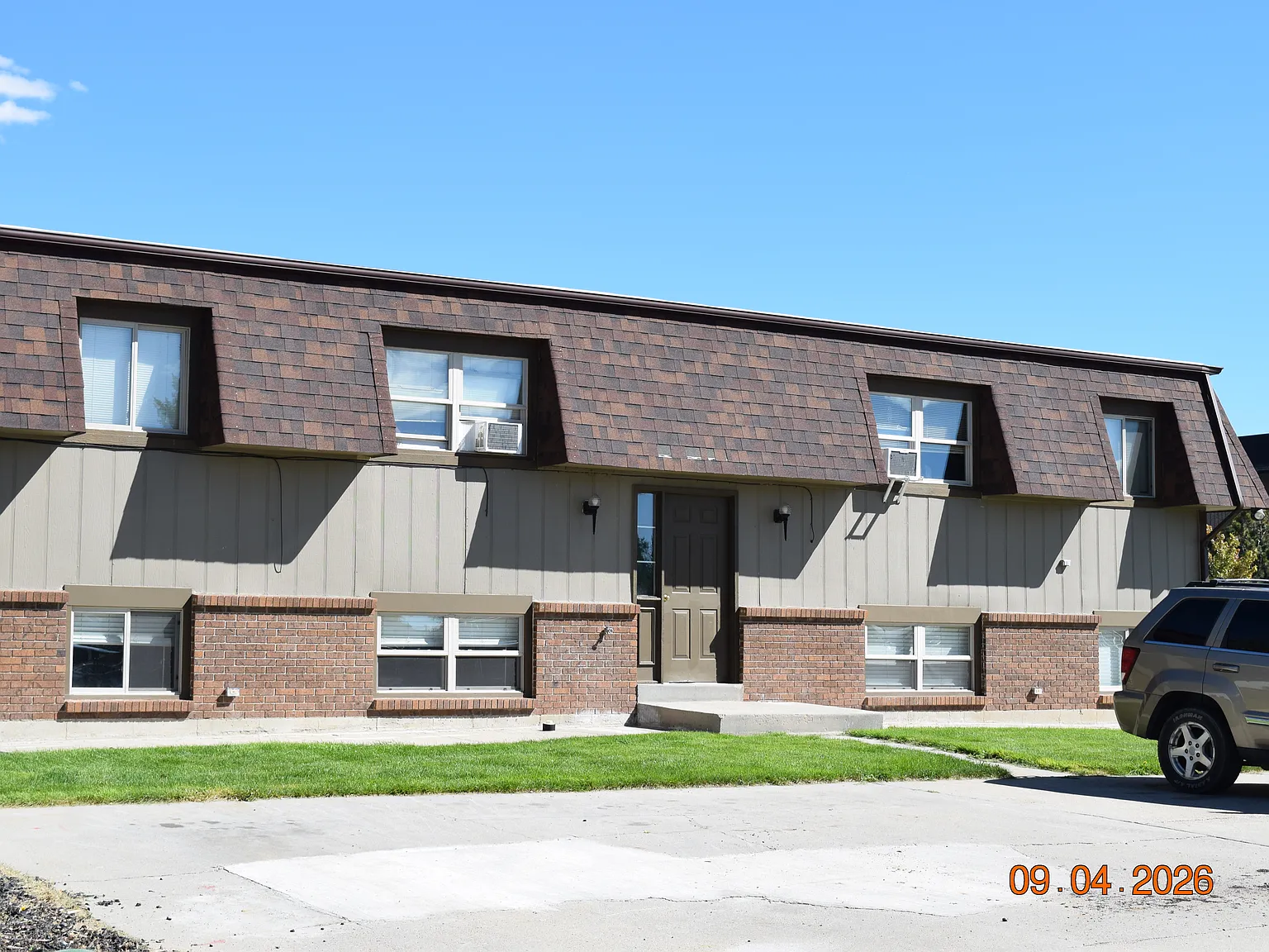 2 bed, 900 sqft, $900 — Photo 3
