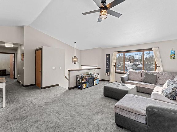 4th image of 955 Krystle Court