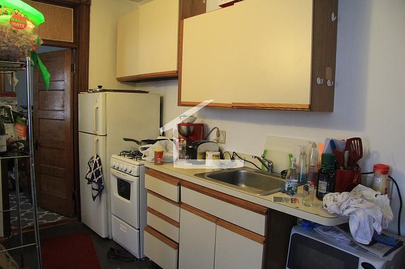 2nd image of 72 Ashford St APT 4A