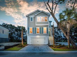 125 Alder Cir, Folly Beach, SC 29439
