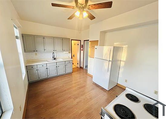 1st image of 3027 W Mount Vernon Ave #3029B