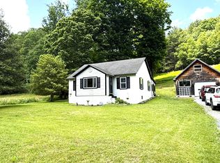127 Smith Ln, Rainelle, WV 25962