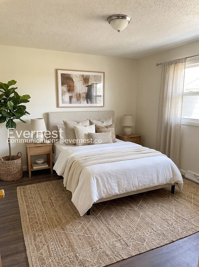 5 bed, 3.0 bath, 2348 sqft, $2,945 — Photo 3