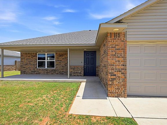 5th image of 1012 S Blackjack Ln