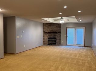 3464 S Geri Ct, Springfield, MO 65807
