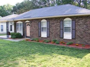 1219 Simmonsridge Dr, Collierville, TN 38017