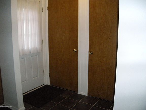 2nd image of 118 Hudson Parkway #D