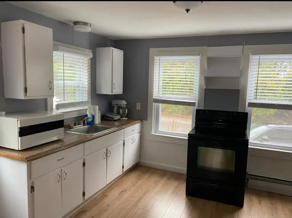 (undisclosed Address), North Kingstown, RI 02852