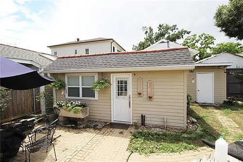 150 Labarre Dr Photo 1