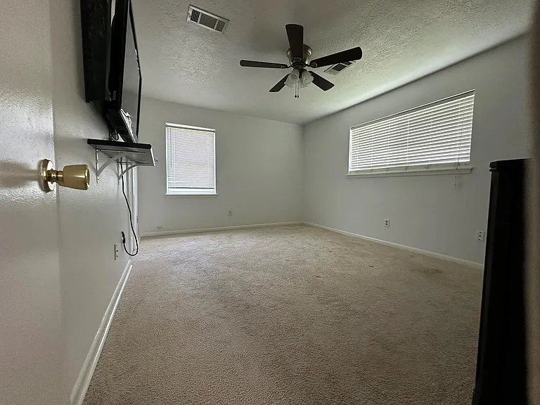 5018 Ash Ct — Photo 15