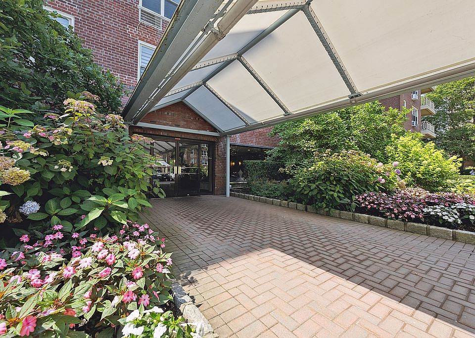 2355 Bell Blvd 2F, Bayside, NY 11360 MLS 3446616 Zillow