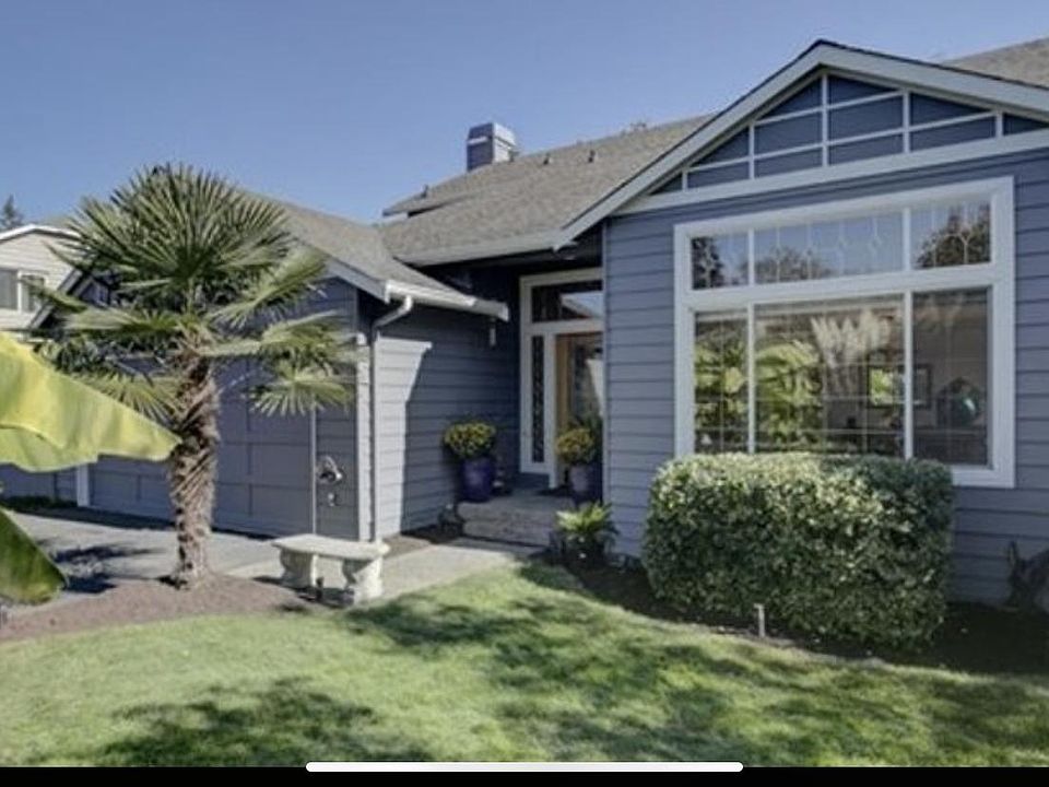 1st image of 7423 204th St SW