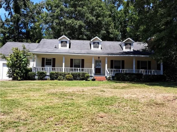 25 Laurel Dr, Valley, AL 36854