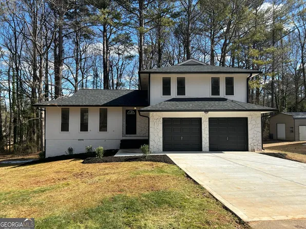 3541 Weathered Wood Dr, Ellenwood, GA 30294