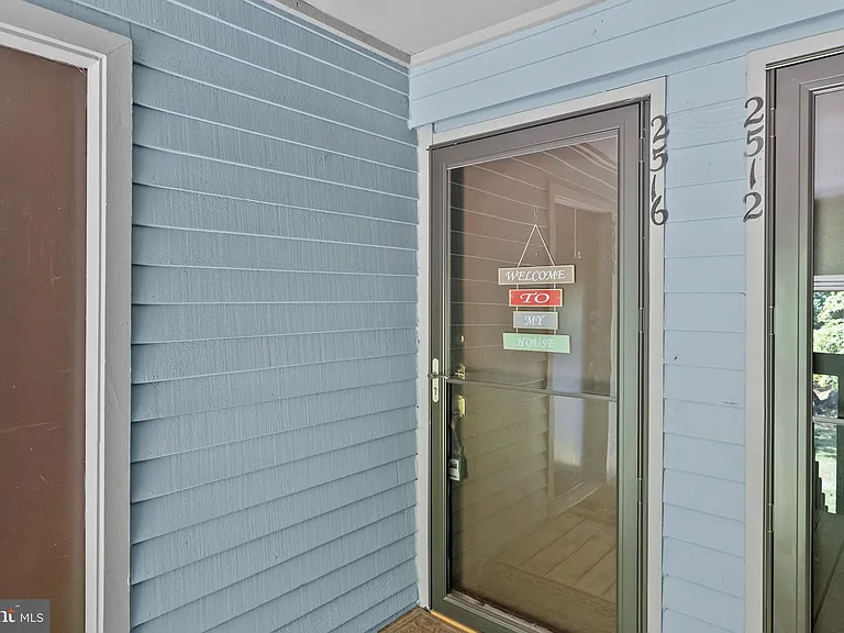 2516 Eagle Row — Photo 3