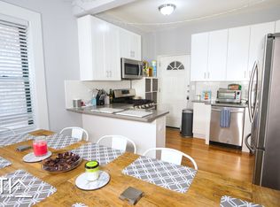 939 E 54th Pl #1, Chicago, IL 60615