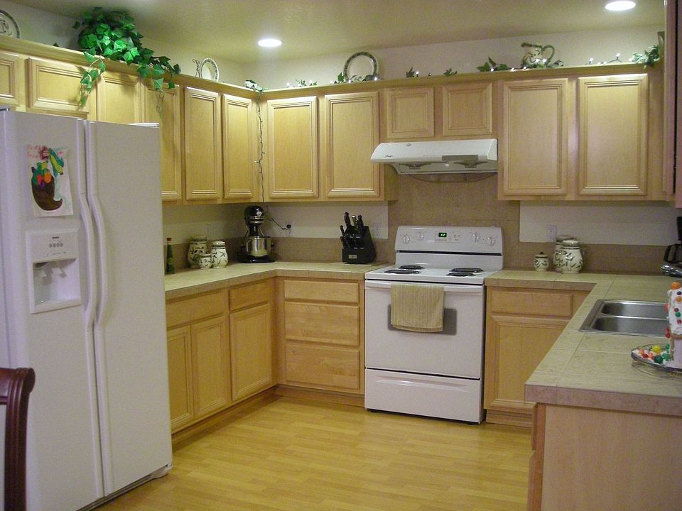 2nd image of 7852 SE Springwater Dr
