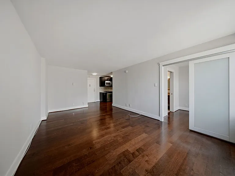 1420 N St NW #1005 — Photo 6
