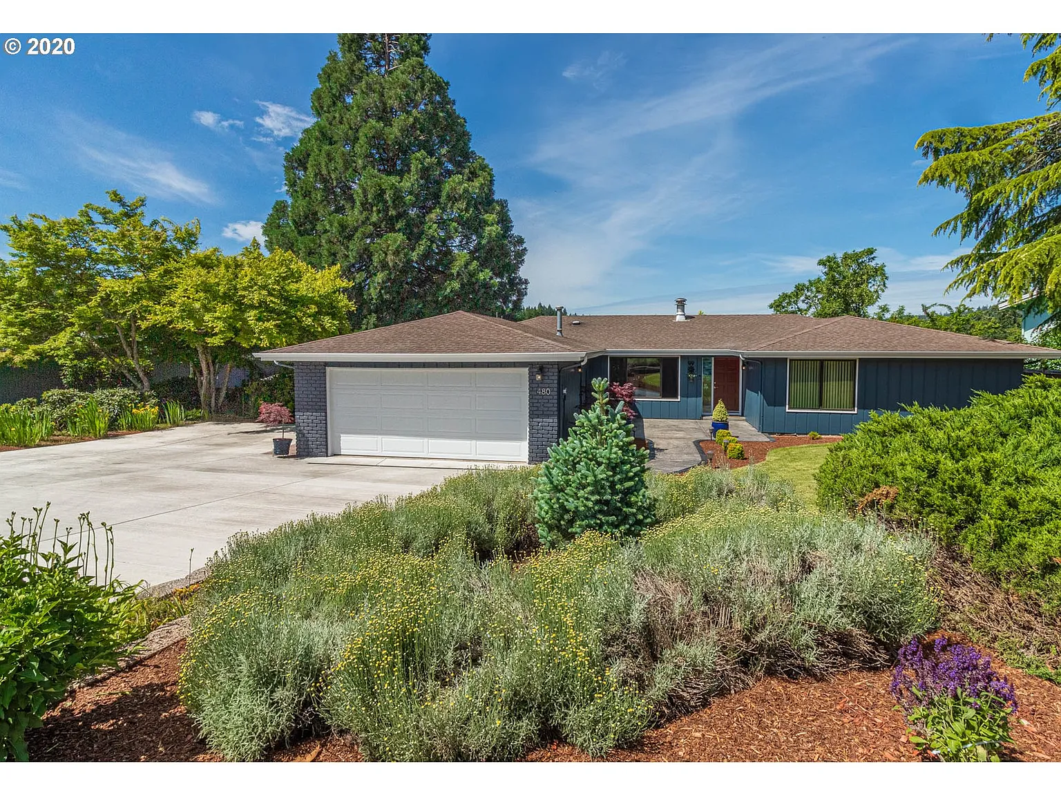 1480 Hionda Ave photo 1