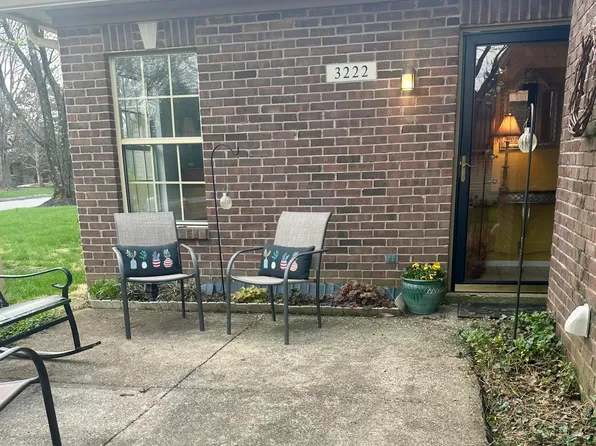 3222 Graystone Manor Pkwy, Louisville, KY 40241