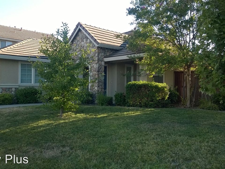 1st image of 309 Alcantar Cir