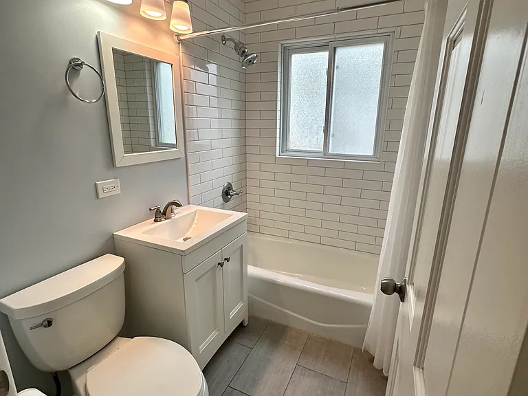 1243 S Mitchell Ave #HSE — Photo 8