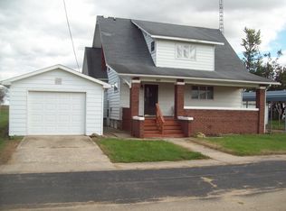 110 N Grove St, Harmon, IL 61042