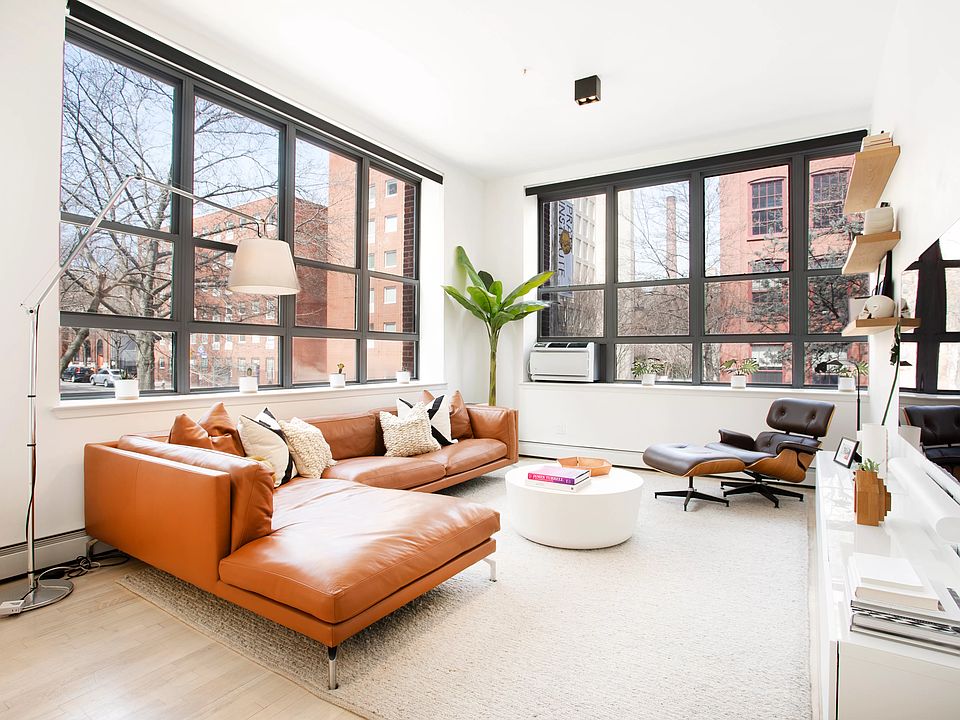 1st image of 372 Dekalb Ave APT 2J