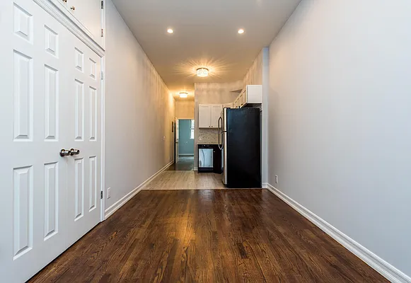 Rented by Nooklyn NYC LLC | media 22