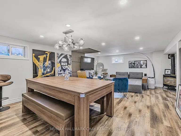 69 Richardson Dr #LOWER — Photo 2