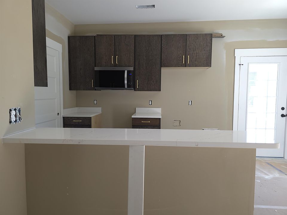 2nd image of 1382 County Road 617