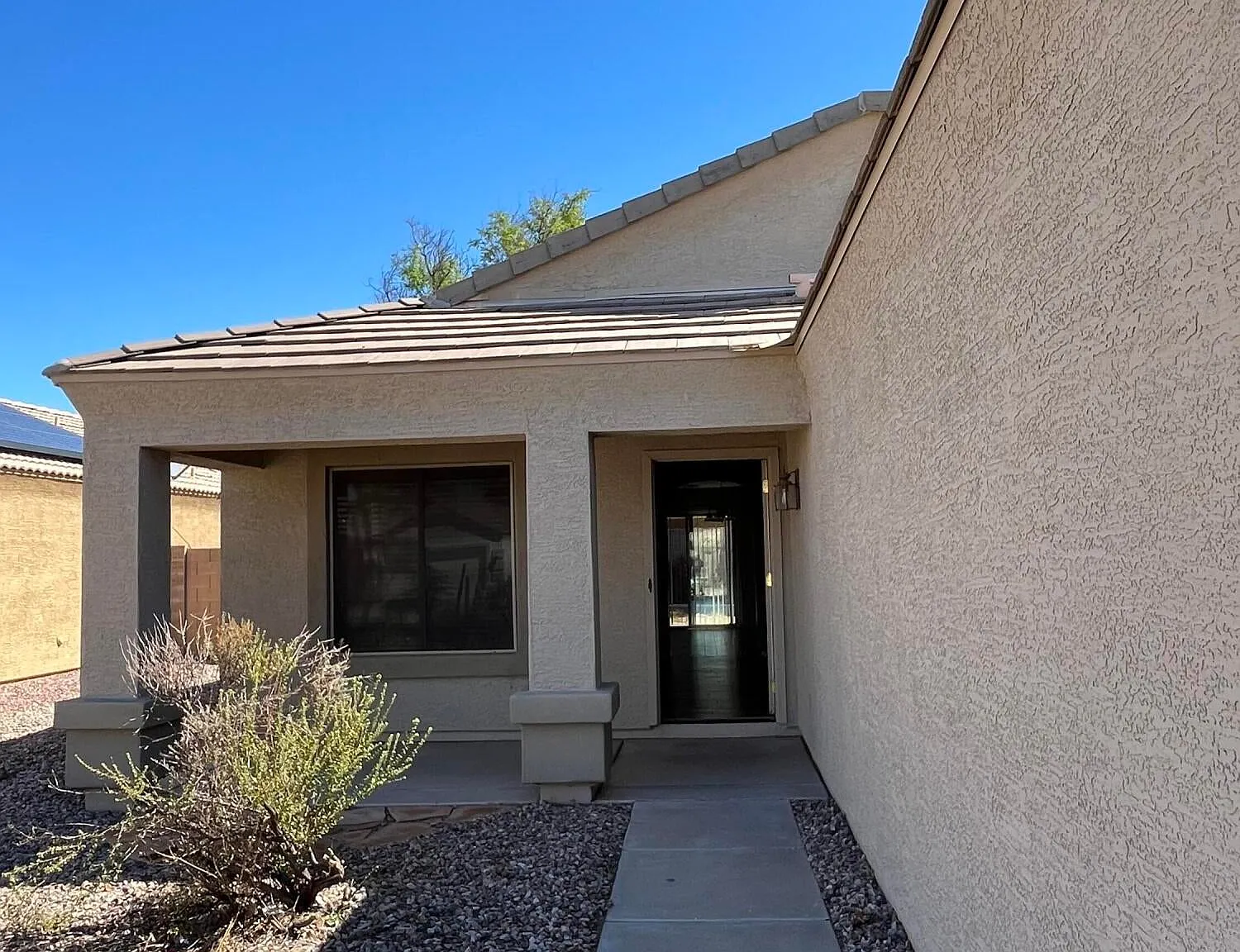 3 bed, 1265 sqft, $2,000 — Photo 4