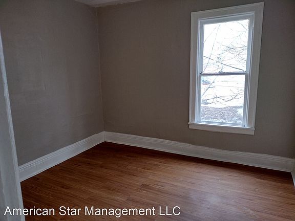 4th image of 107 Herkimer St #4