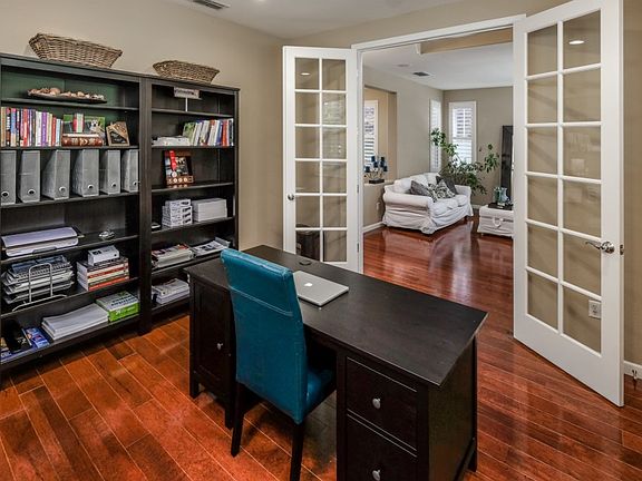 5th image of 400 Hebron Cir