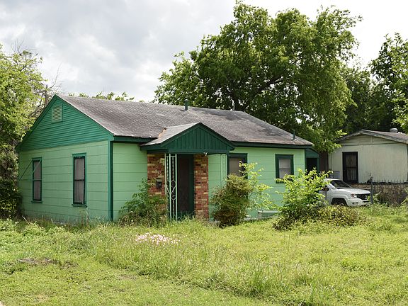 2nd image of 410 Glamis Ave