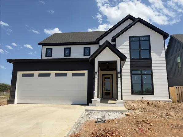 6103 S 41st St, Rogers, AR 72758