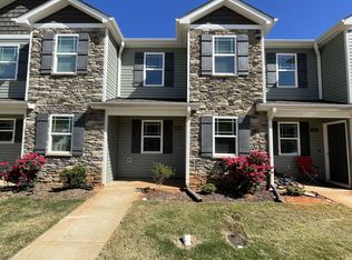 1028 Peony Ln, Youngsville, NC 27596