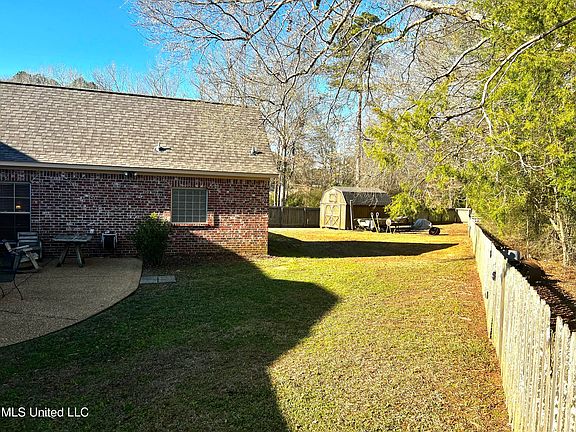 5th image of 506 Orchard Brook Ct