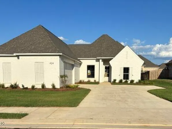 424 Aurora Cir, Canton, MS 39046