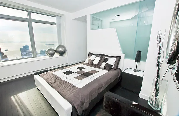 Rented by NOVO | media 32