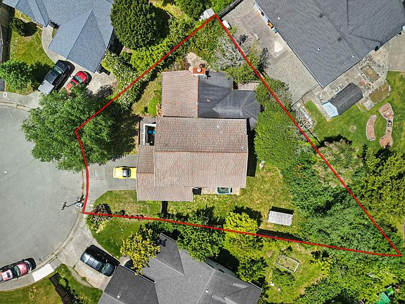 4th image of 1745 Potomac Ct