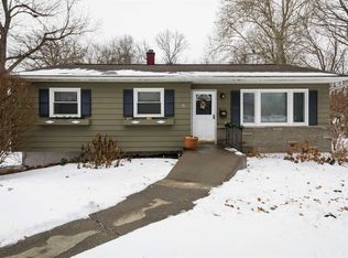 36 Chestnut St, Poughkeepsie, NY 12601