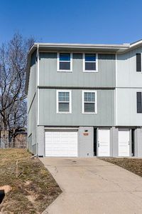 121 Kindred Ave, Bonner Springs, KS, 66012