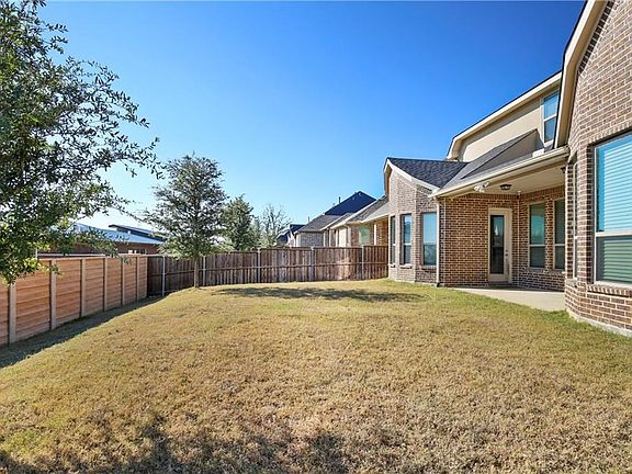 3rd image of 10805 Pedernales Falls Dr