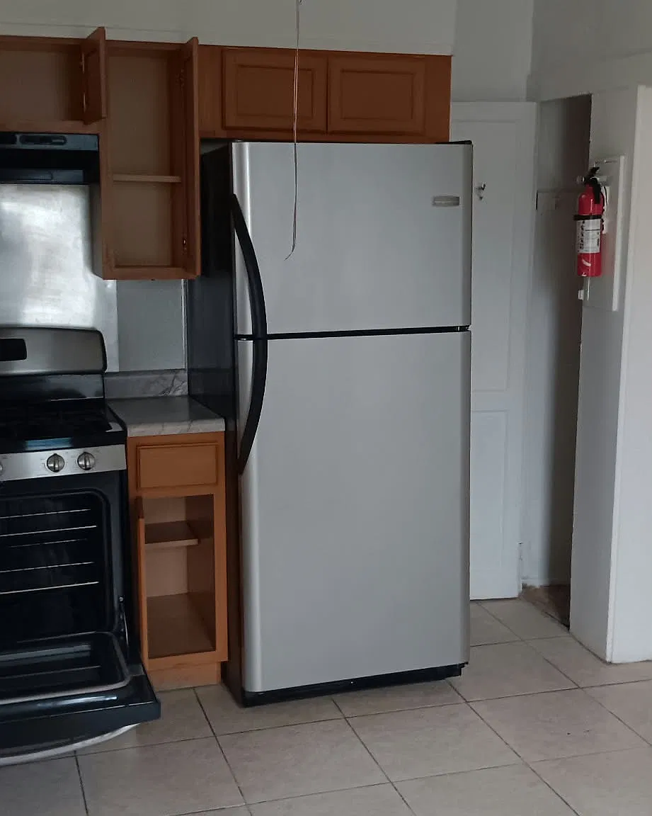 2 bed, 2122 sqft, $1,200 — Photo 3
