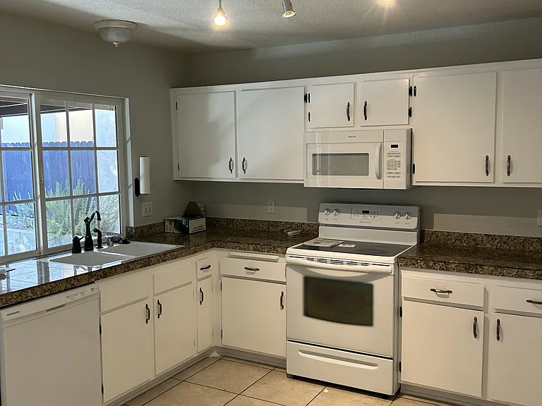 36127 Fair Oak Trl — Photo 4