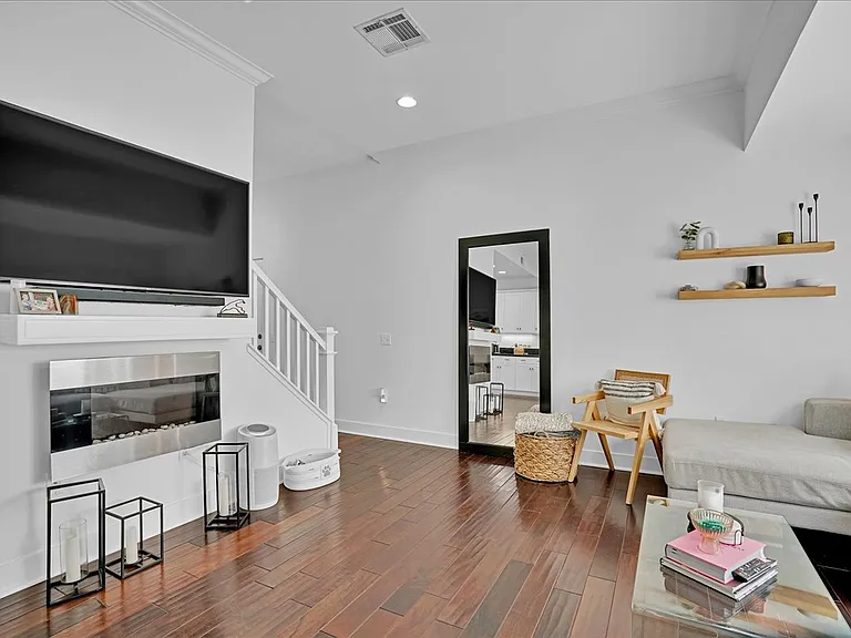 20402 Santa Ana Ave #15 — Photo 21