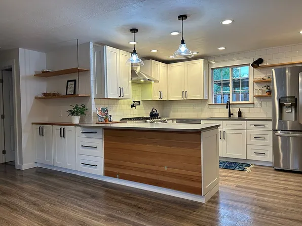 1203 NW 11th St, Corvallis, OR 97330